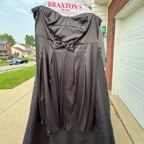 Black mini dress - Picture 1 of 1